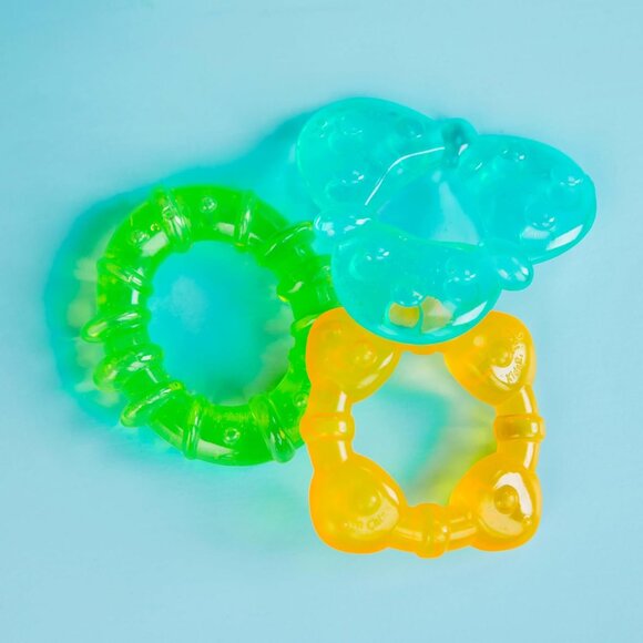 Chill & Teethe Water-Filled BPA-Free Baby Teething Toy, Ages 3 Months+ - Picture 3 of 10